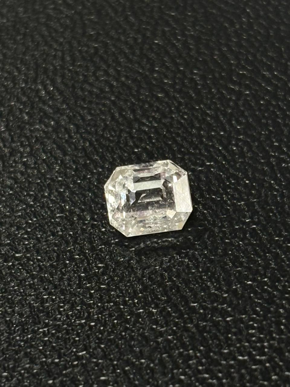 White Topaz 3.05 Ct. (8.3*7*6)