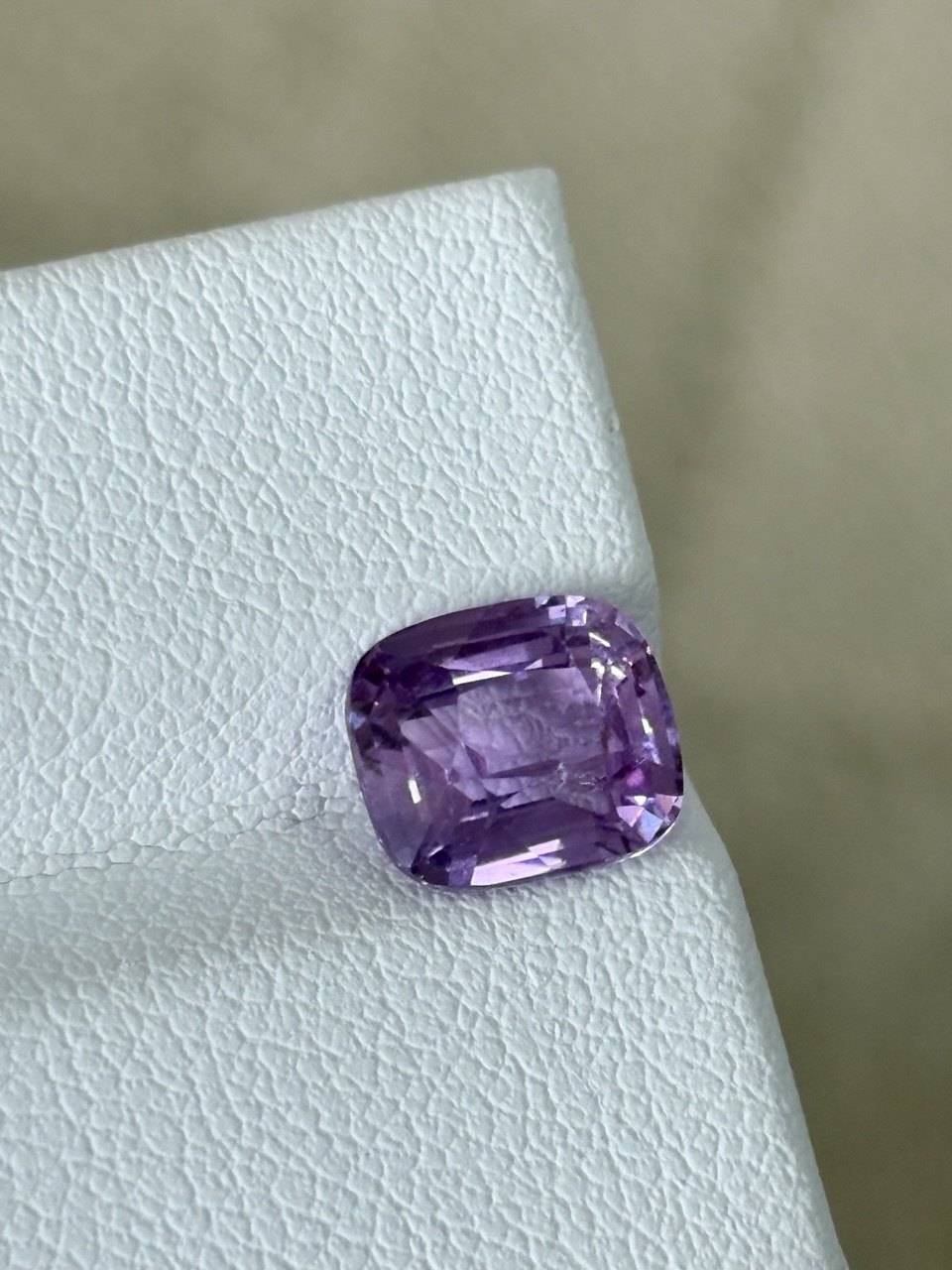 Violet Sapphire (Heated) 2.88 crt | 8.90*7.70*5.10