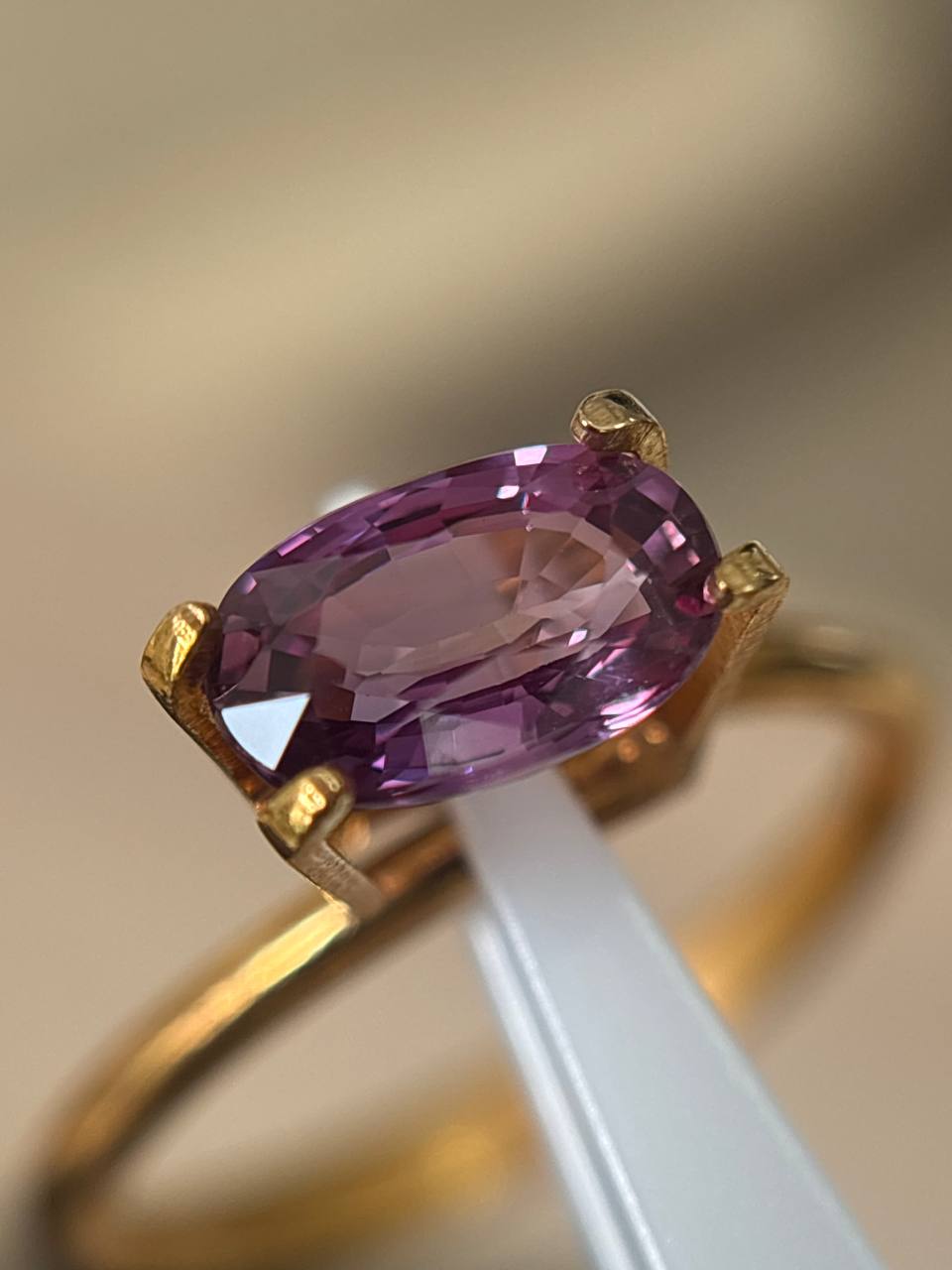 Natural Pink Sapphire (Brownish Pink Color)1.54 Crt | 8.30*5.19*3.78