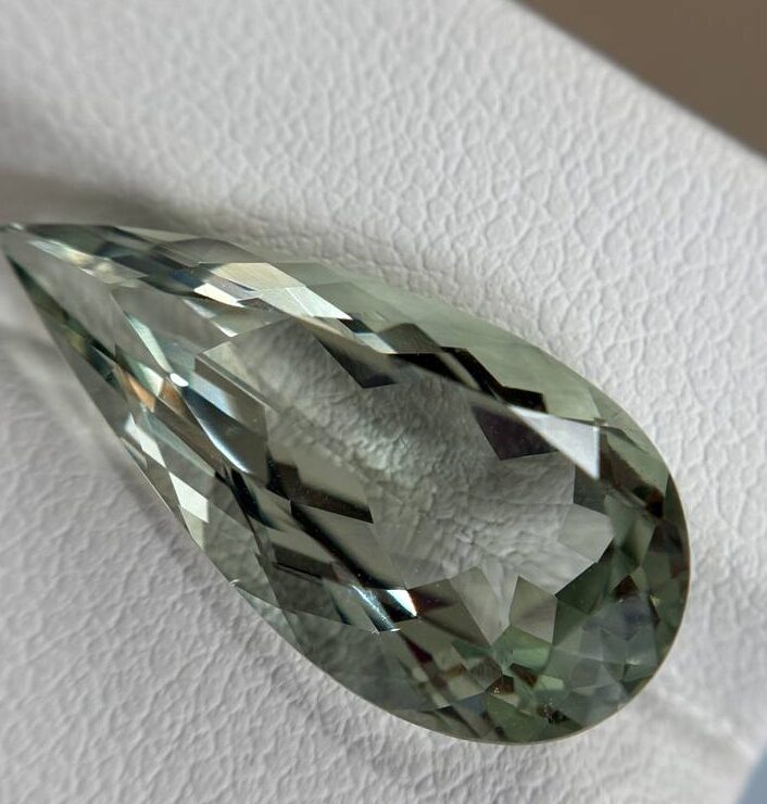 Prasiolite 9.90 crt | 23.00*10.90*7.60