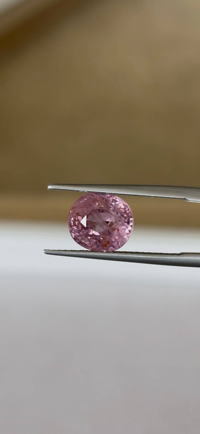 Spinel 4.06 crt |9.5*8.7*6.6