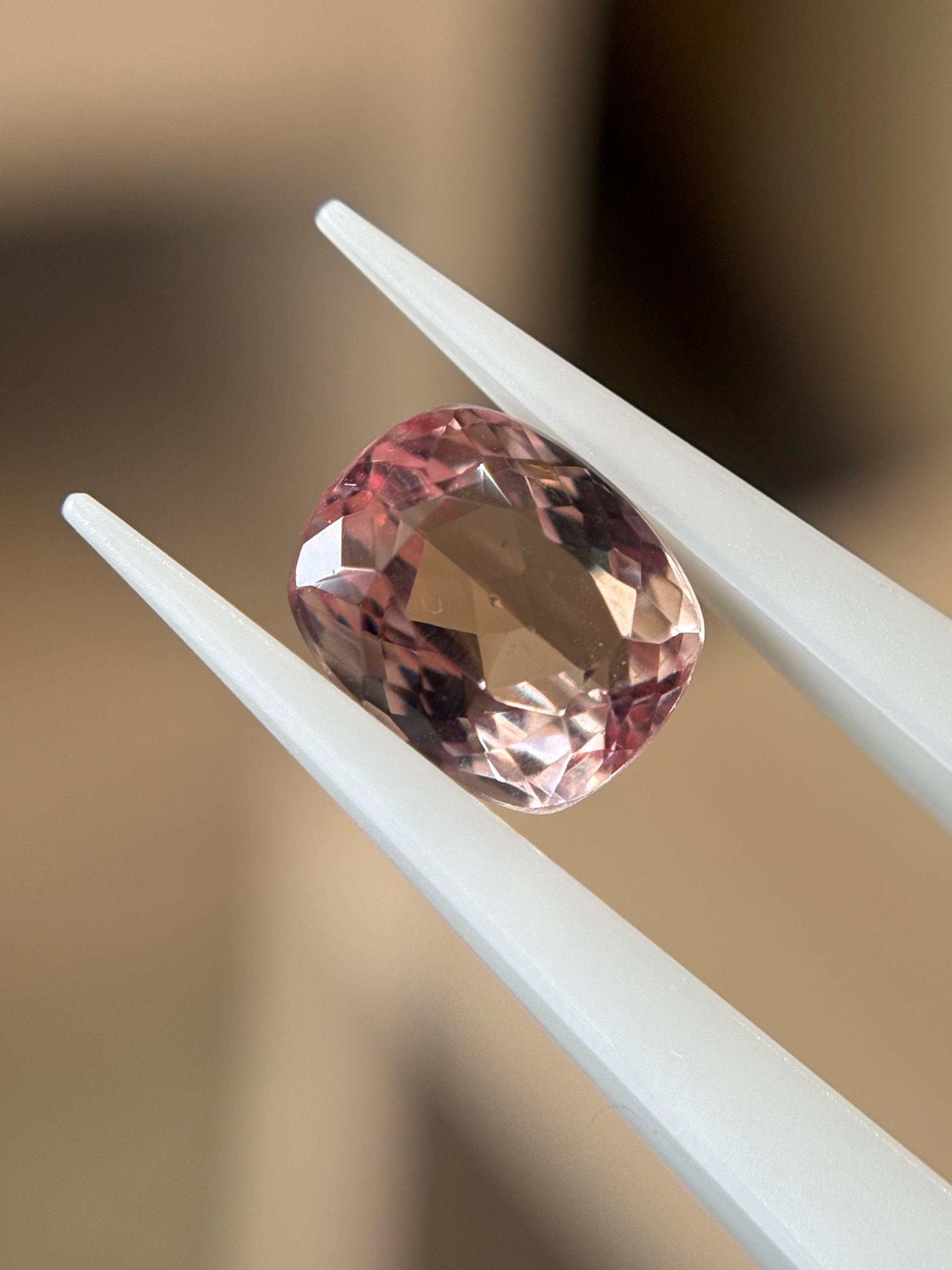 Imperial Topaz 3.05 Crt | 9.00*7.50*5.50