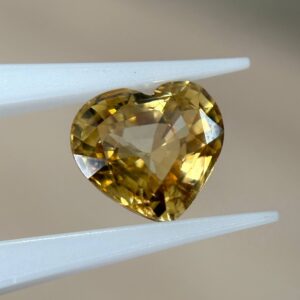 Zircon Natural 5.00 crt | 9.40*10.70*5.80