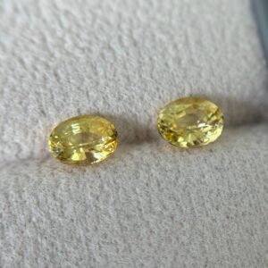 Yellow Saphhire Pair ( No Heated ) 1.77 ct