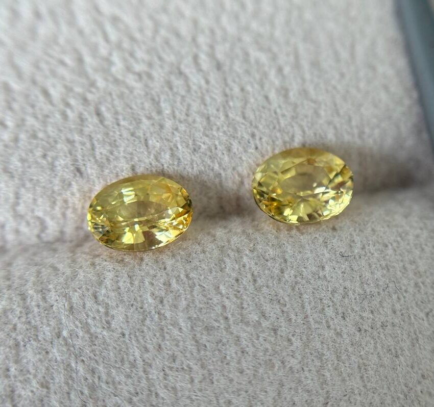 Yellow Saphhire Pair ( No Heated ) 1.77 ct