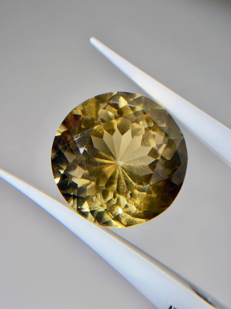 Natural Citrine 17.05 carat | 17.20*12.00 mm