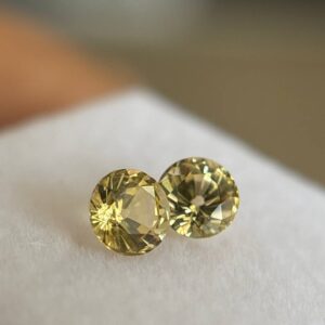 Yellow Sapphire pair [No Heat] | 0.76 mm