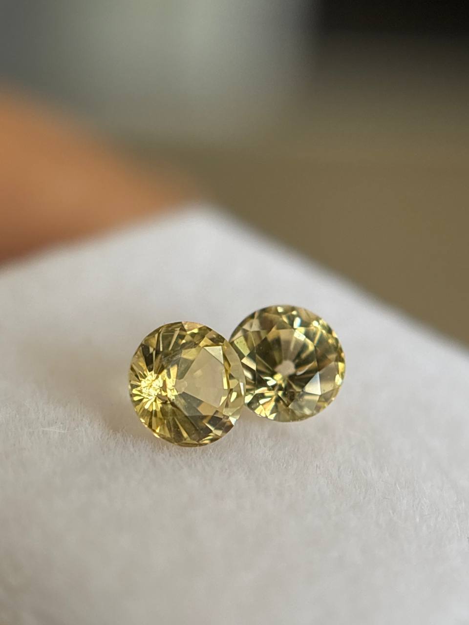 Yellow Sapphire pair [No Heat] | 0.76 mm